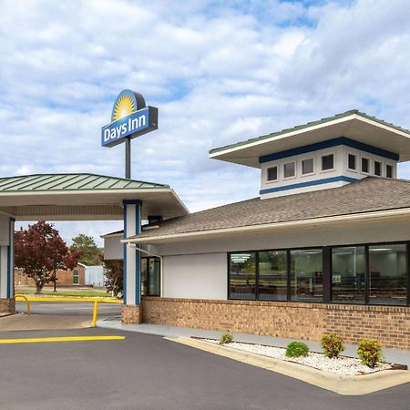 Days Inn By Wyndham Weldon Roanoke Rapids Экстерьер фото