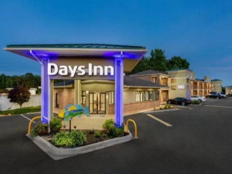 Days Inn By Wyndham Weldon Roanoke Rapids Экстерьер фото