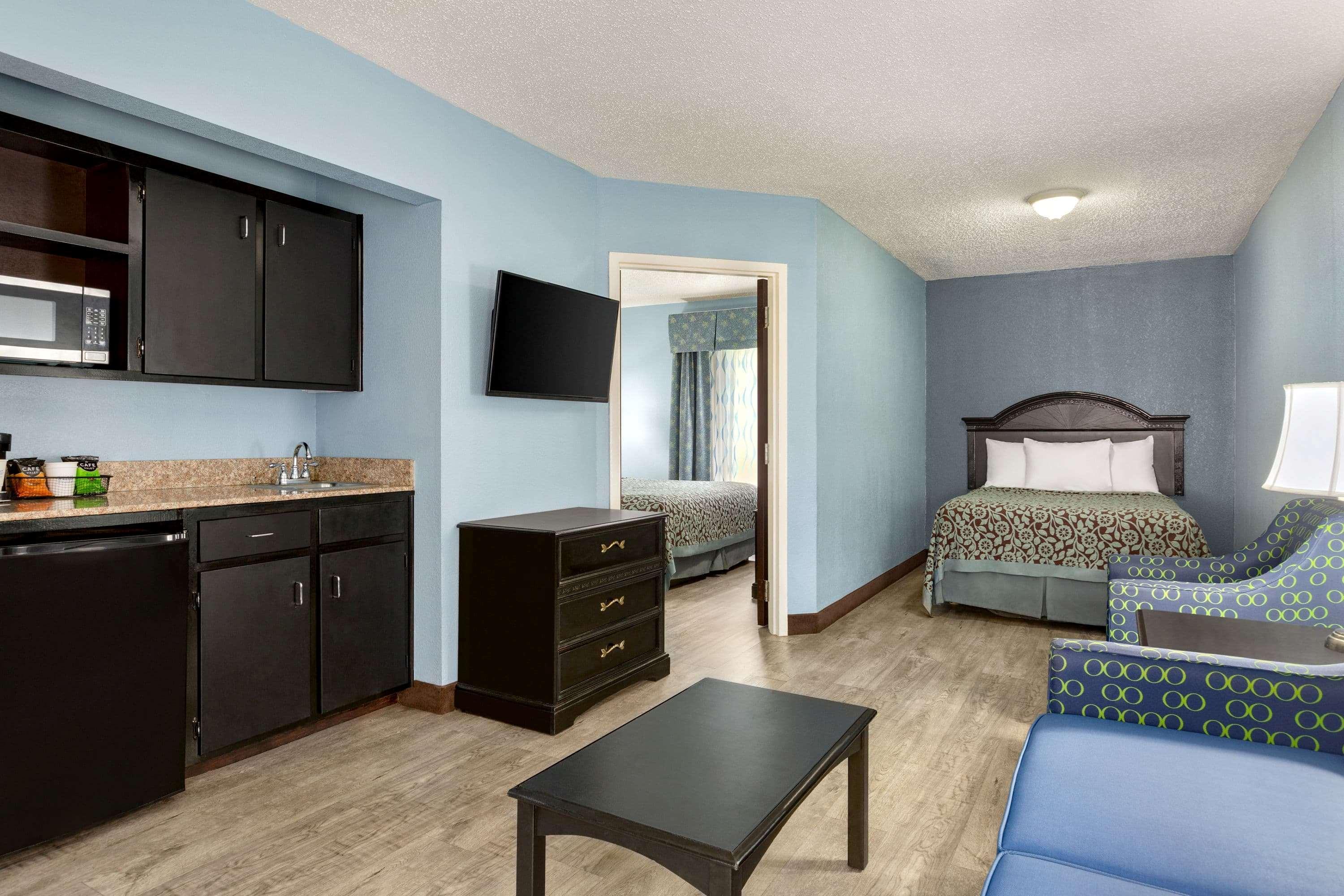 Days Inn By Wyndham Weldon Roanoke Rapids Экстерьер фото