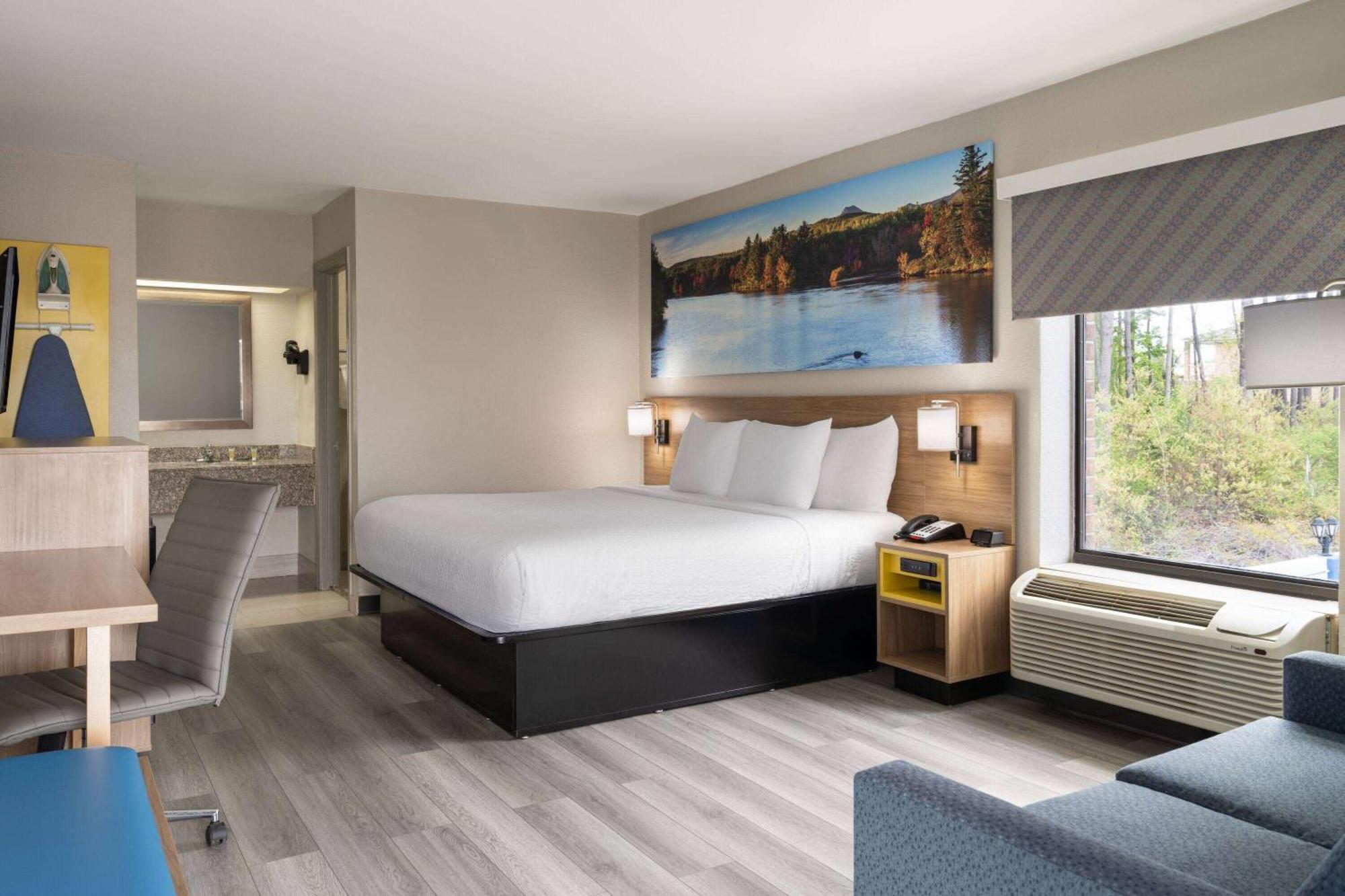 Days Inn By Wyndham Weldon Roanoke Rapids Экстерьер фото