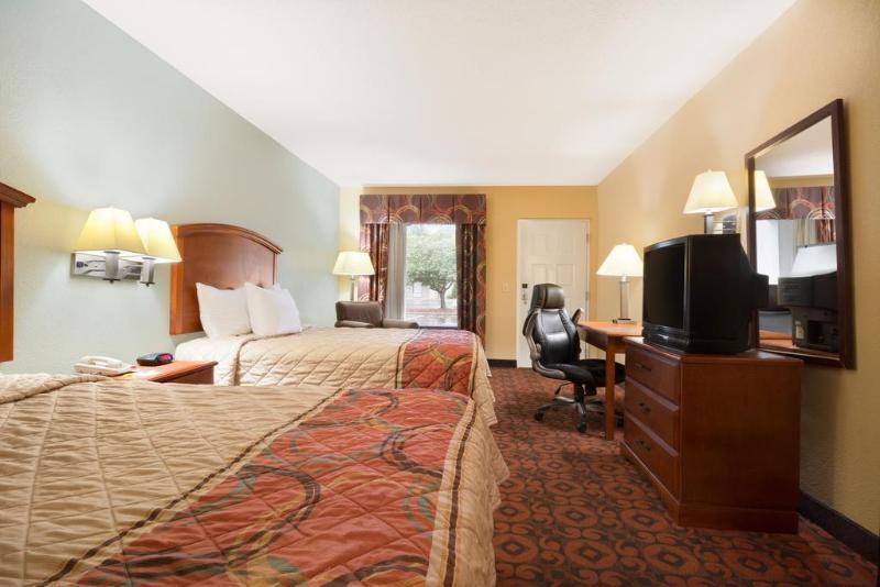 Days Inn By Wyndham Weldon Roanoke Rapids Экстерьер фото